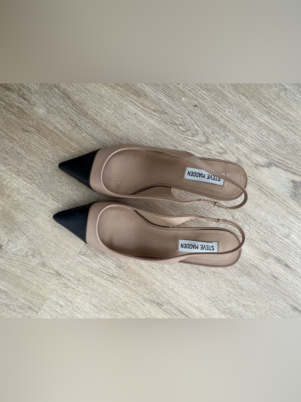 Steve Madden Black & Tan Pointed Toe Slingback Flats
